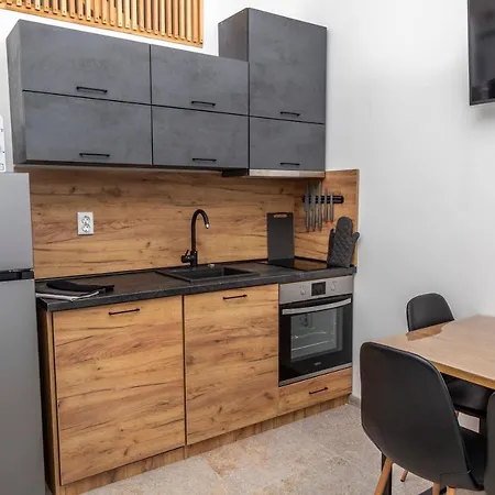 Apartament Ecopark Tuzlata екопарк тузлата *